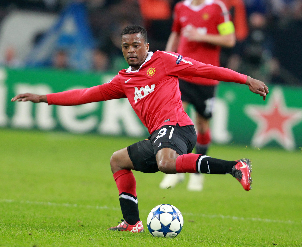 高薪低能 高薪低能